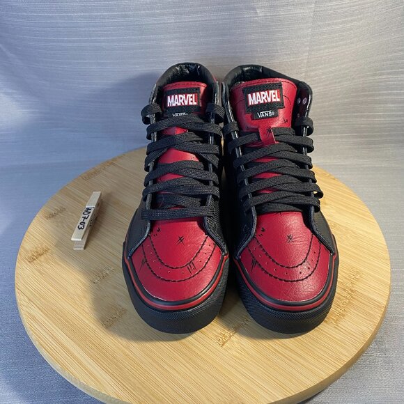 Vans x Marvel Deadpool Black Red Limited Sneakers Mens 4 Womens 5.5 U.S A0703 t - Picture 2 of 8